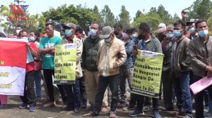 Ratusan warga demo bupati Toba Sumatera Utara mengeluarkan SK terhadap tanah ulayat dan tanah adat