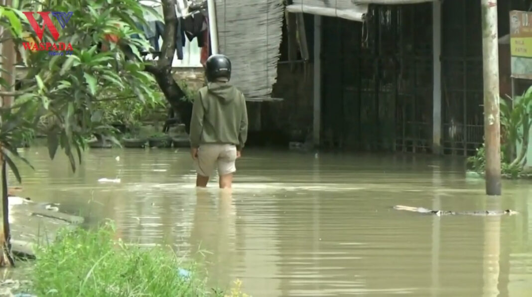 Sungai Rampah Meluap Ratusan Rumah Terendam Banjir