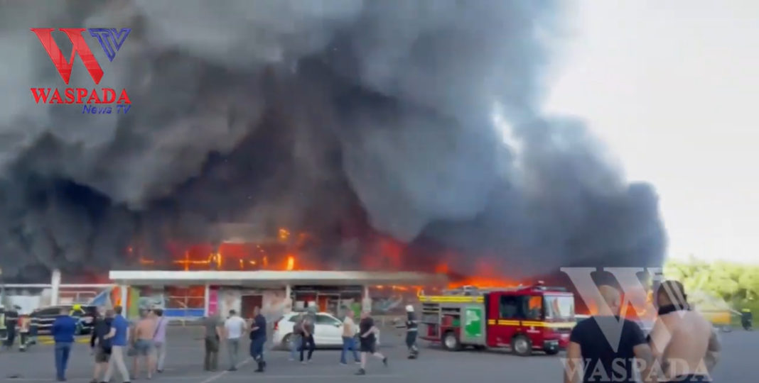 Pasar Ukraina Kebakaran Akibat Rudal Rusia