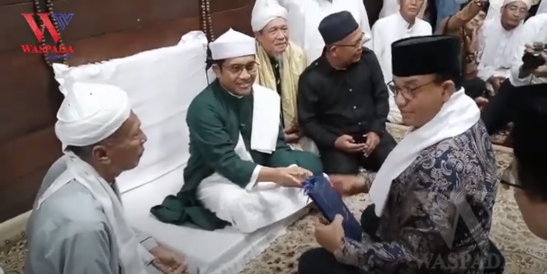 Anies Baswedan Sambangi Tuan Guru Babussalam Di Langkat