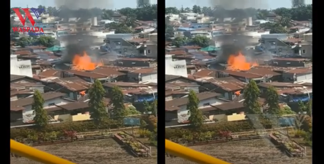 Tiga Rumah Di Pemukiman Padat Penduduk Di Pematang Siantar Ludes Terbakar