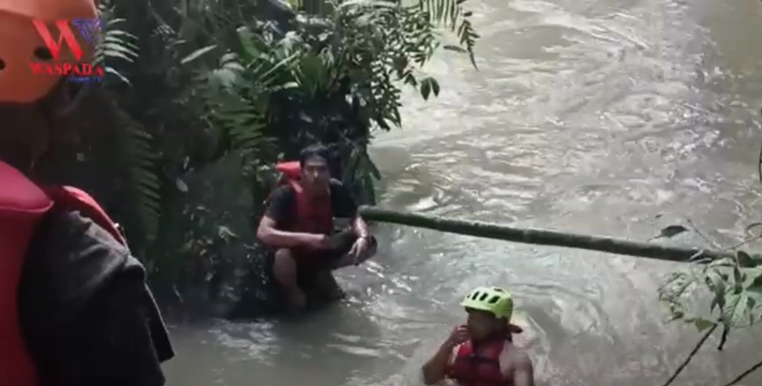 Terpeleset Saat Bermain Di Aliran Sungai Bocah 8 Tahun Hanyut